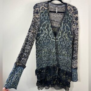 Free People Caspia Raw Hem Cardigan Size Medium